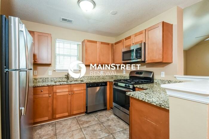 746 Peteywood Dr - Photo 6 of 18