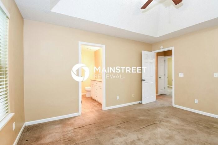 746 Peteywood Dr - Photo 7 of 18