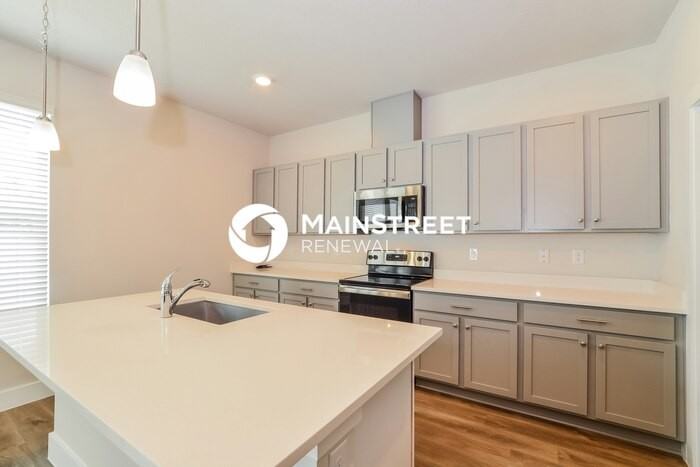 301 S Pine St - Photo 4 of 17
