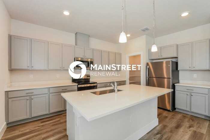 301 S Pine St - Photo 5 of 17