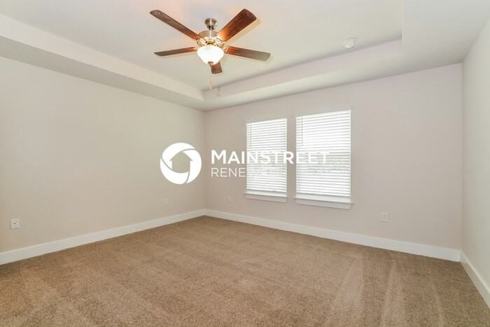 301 S Pine St - Photo 7 of 17