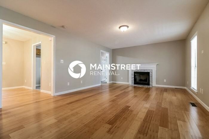 437 Indian Hill Rd - Photo 3 of 17