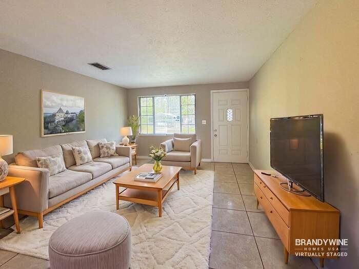 6020 George Wood Ln W - Photo 3 of 18