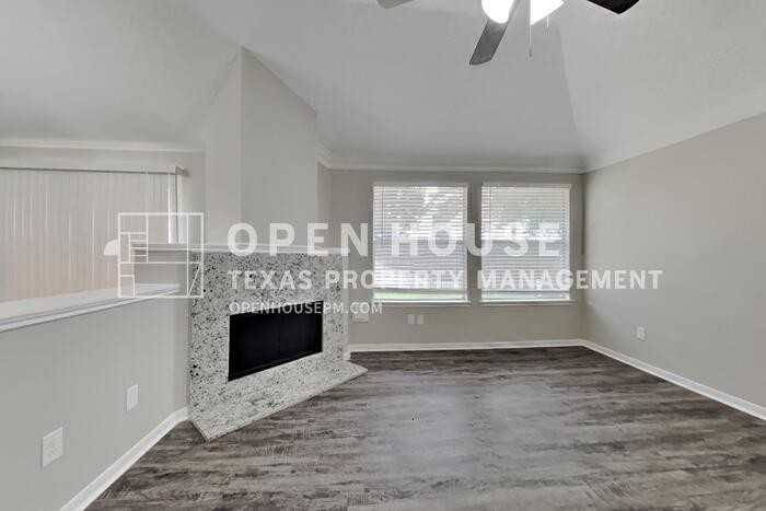 20423 Drakewood Dr - Photo 7 of 25