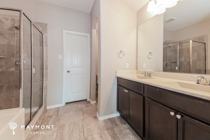 251 Oxford Dr - Photo 7 of 12