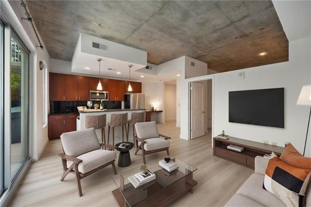 44 Peachtree Pl Ne ##428 - Photo 3 of 25