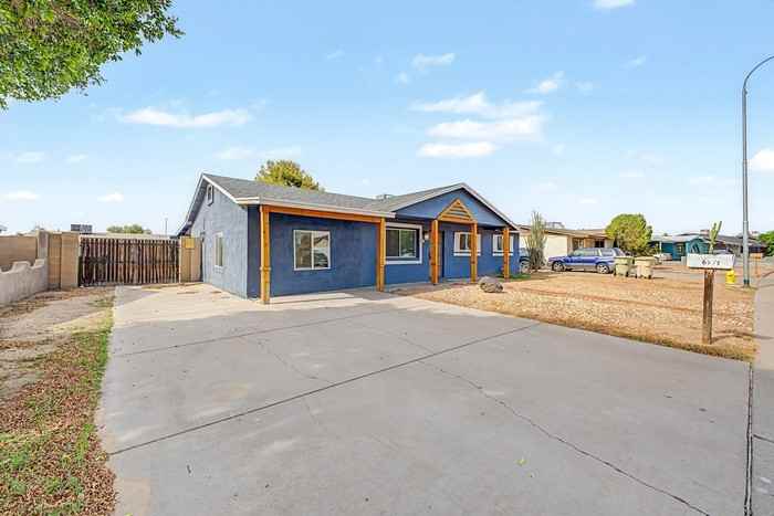 6944 W Solano Dr S - Photo 5 of 32