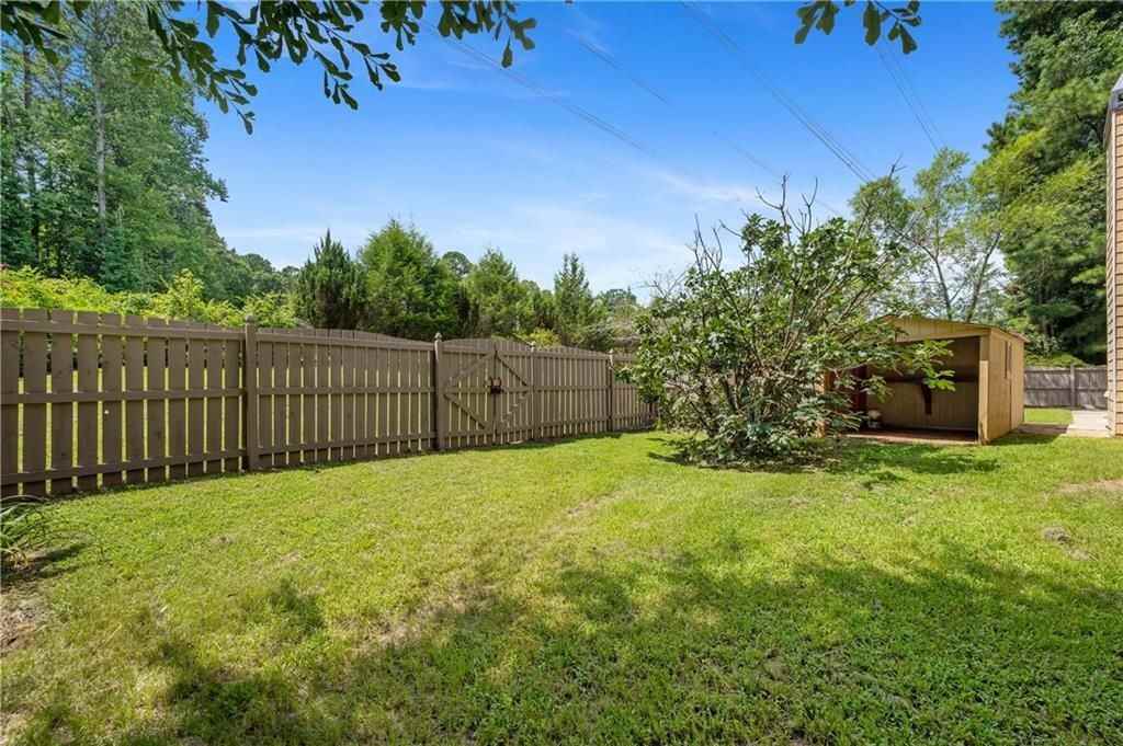 6375 Seymour Pl Nw - Photo 3 of 36