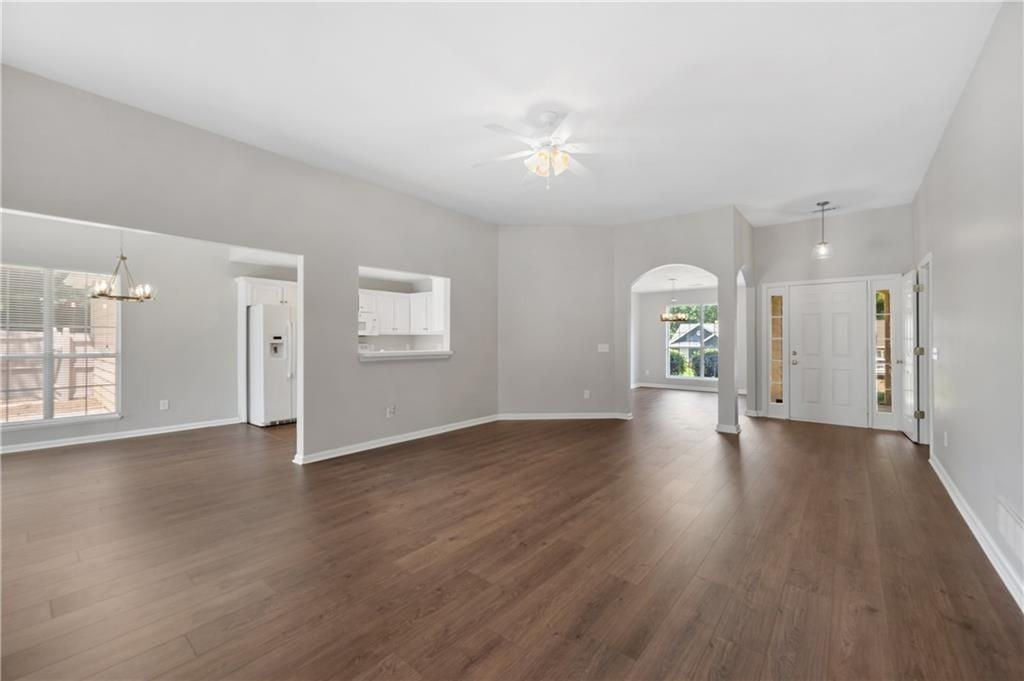 6375 Seymour Pl Nw - Photo 5 of 36