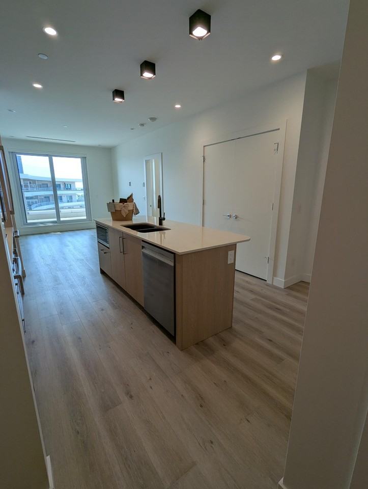 3300 Lakeshore Road - Photo 2 of 18