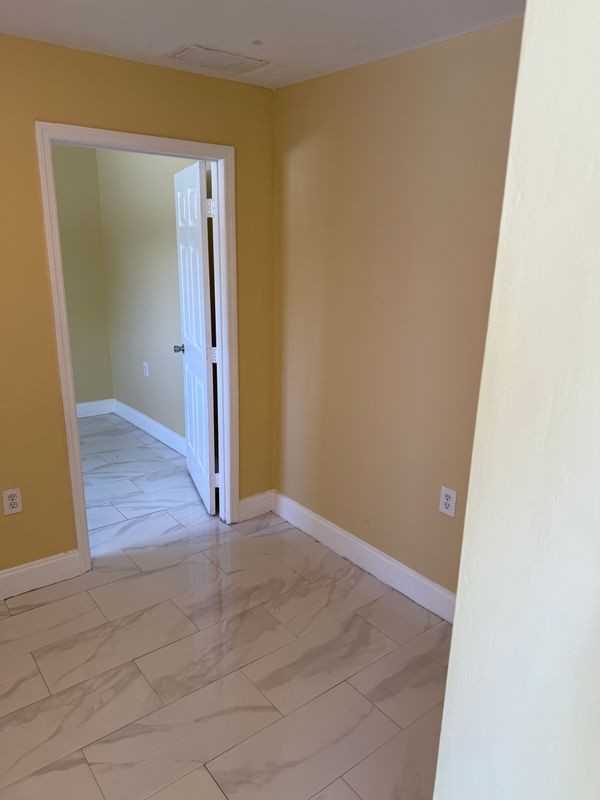 14940 S Spur Dr ##B - Photo 2 of 6