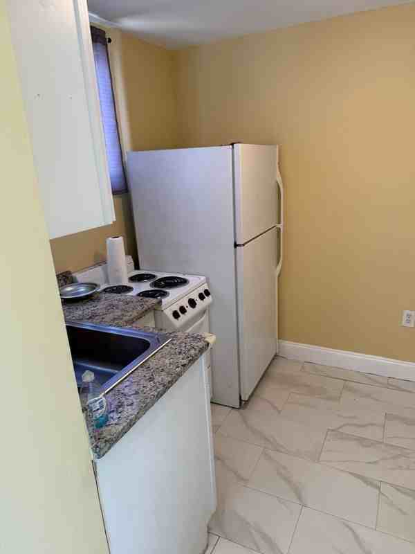 14940 S Spur Dr ##B - Photo 3 of 6