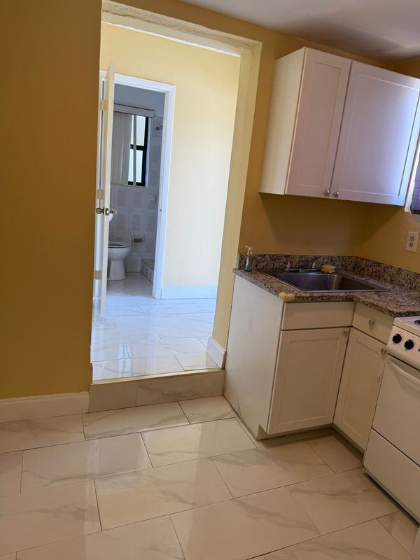 14940 S Spur Dr ##B - Photo 5 of 6
