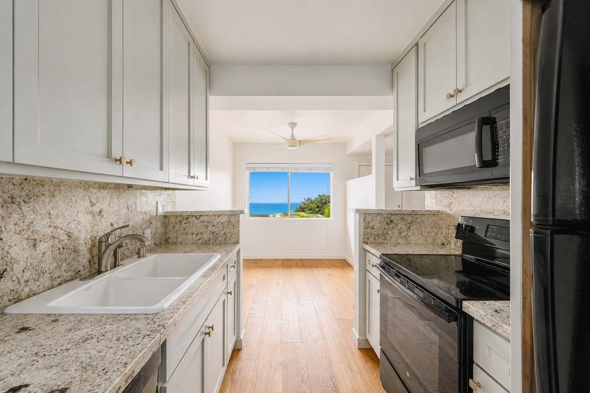 Birdview Ave - Photo 6 of 8