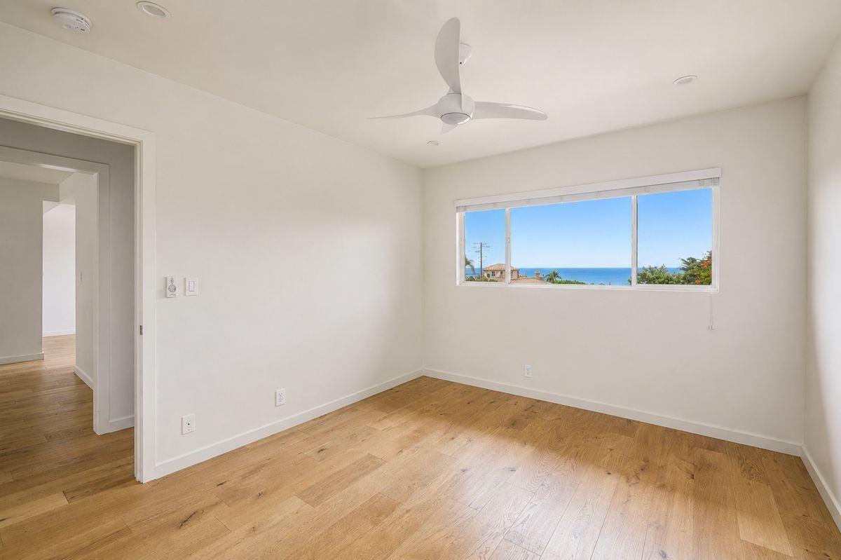 Birdview Ave - Photo 7 of 8