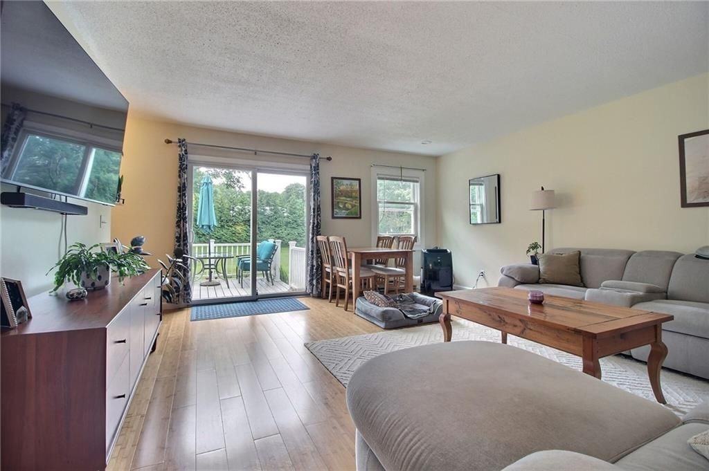11 Greene Ct - Photo 6 of 15