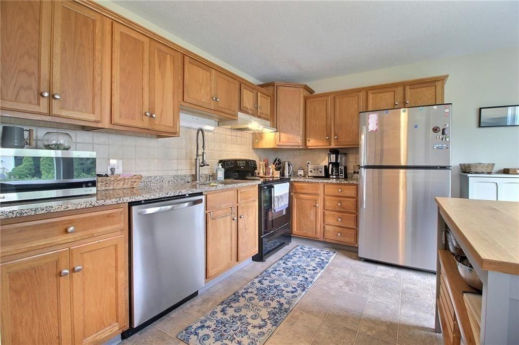 11 Greene Ct - Photo 7 of 15