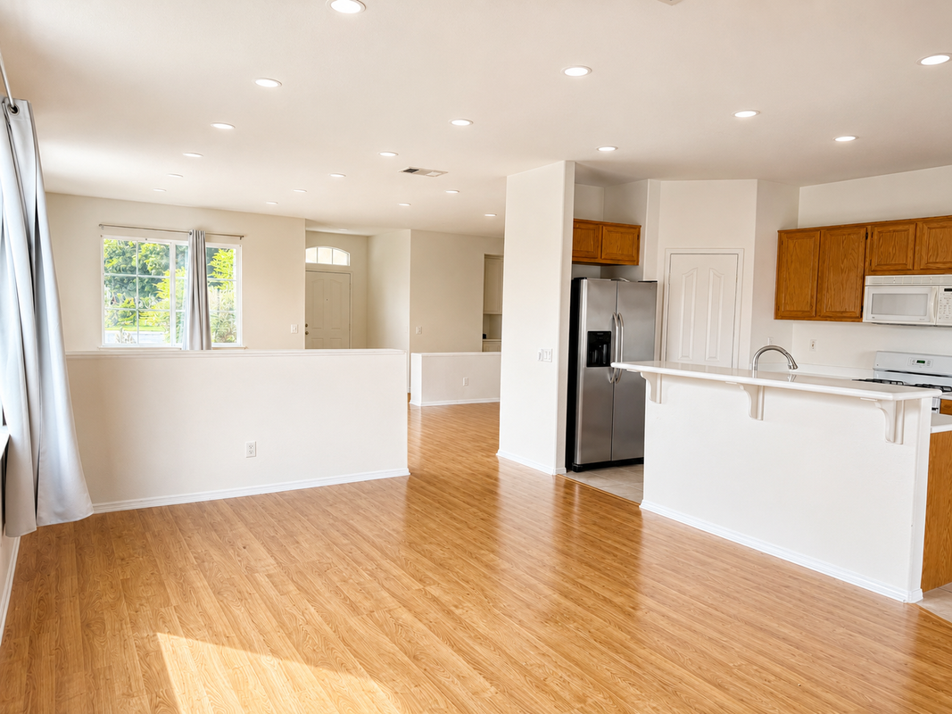 13900 Nelliebell Dr - Photo 3 of 9