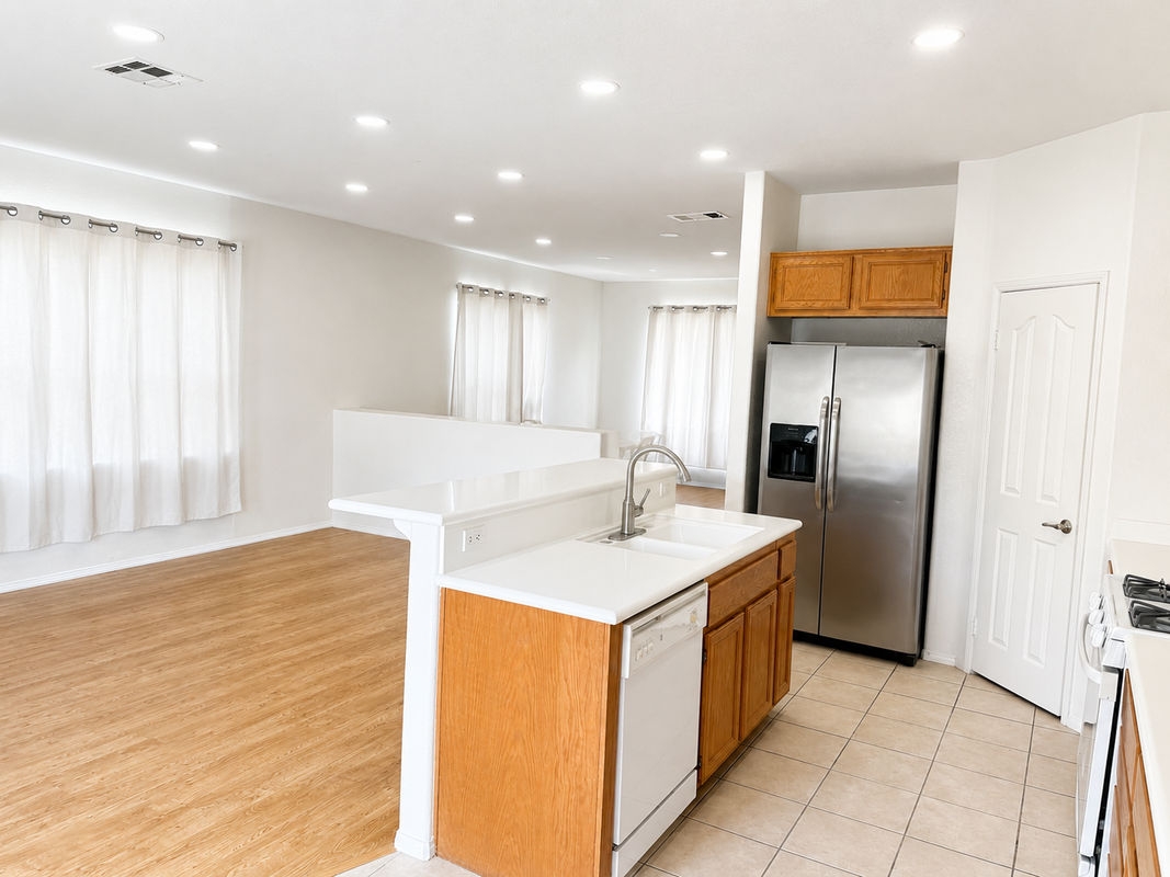 13900 Nelliebell Dr - Photo 5 of 9