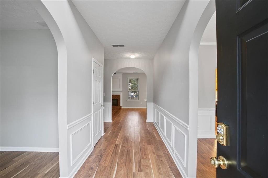 2643 Whispering Pines Dr - Photo 3 of 29