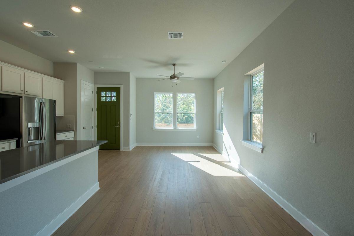 2705 Wilson St - Photo 7 of 26