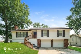 3200 Se 6th Ct - Photo 1 of 1