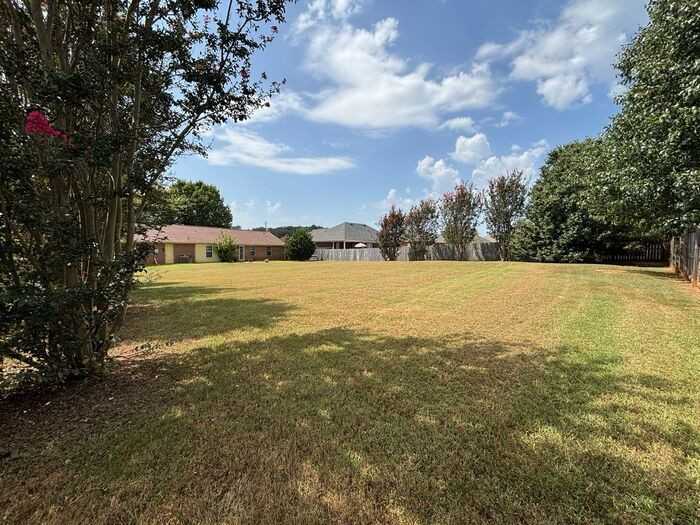 115 Country Charm Ln - Photo 2 of 31