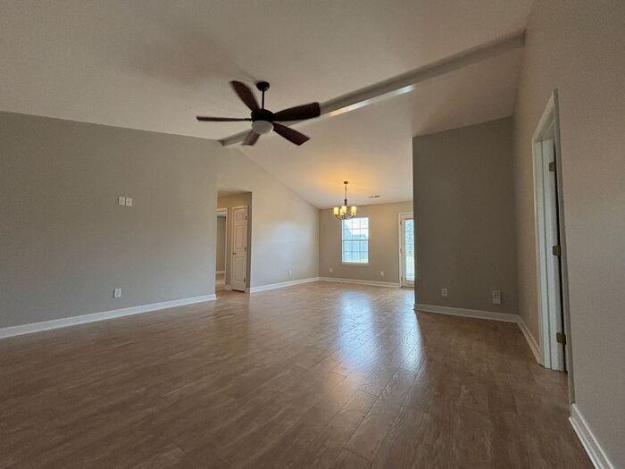 115 Country Charm Ln - Photo 4 of 31