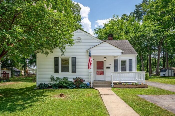 13 W Magruder St