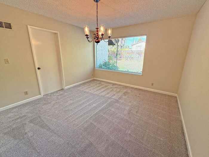 6462 Sproul Ct - Photo 4 of 18