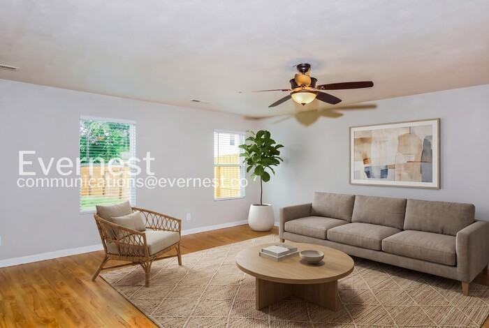 201 Cloverbrook Dr - Photo 5 of 22