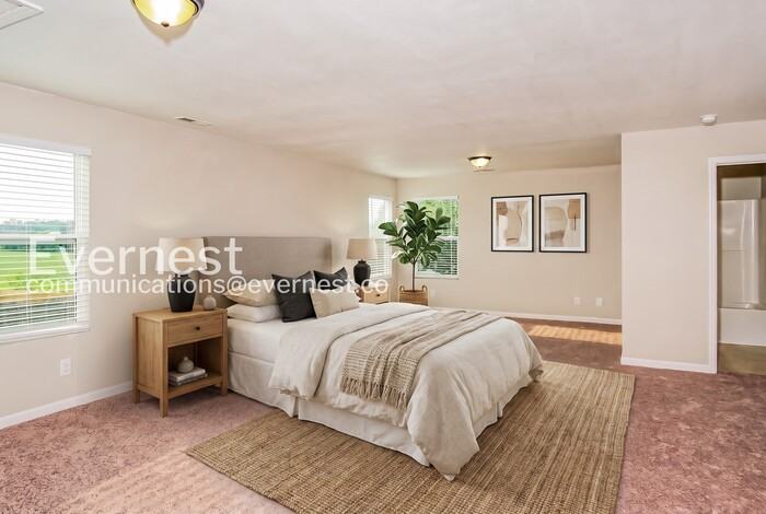 201 Cloverbrook Dr - Photo 7 of 22