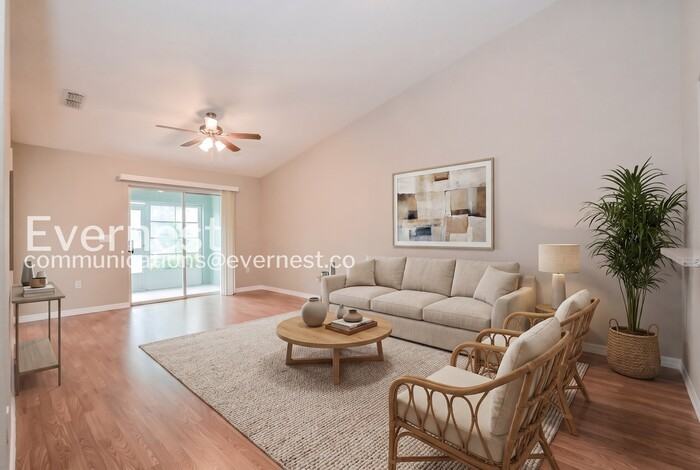 3435 Village Green Ct - Photo 5 of 22