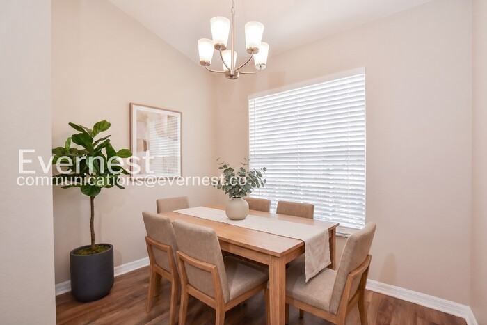 3435 Village Green Ct - Photo 7 of 22