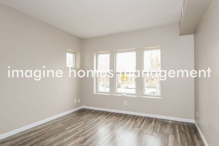 4258 Mcpherson Ave #2B - Photo 6 of 18