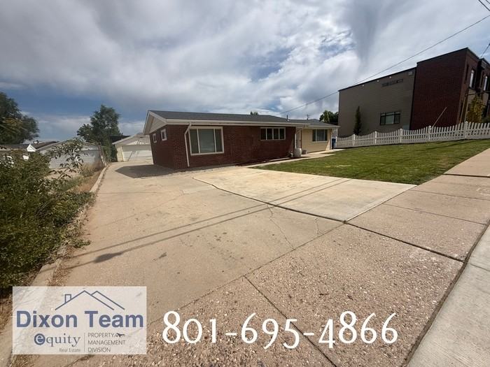 44 W 150 N - Photo 3 of 45