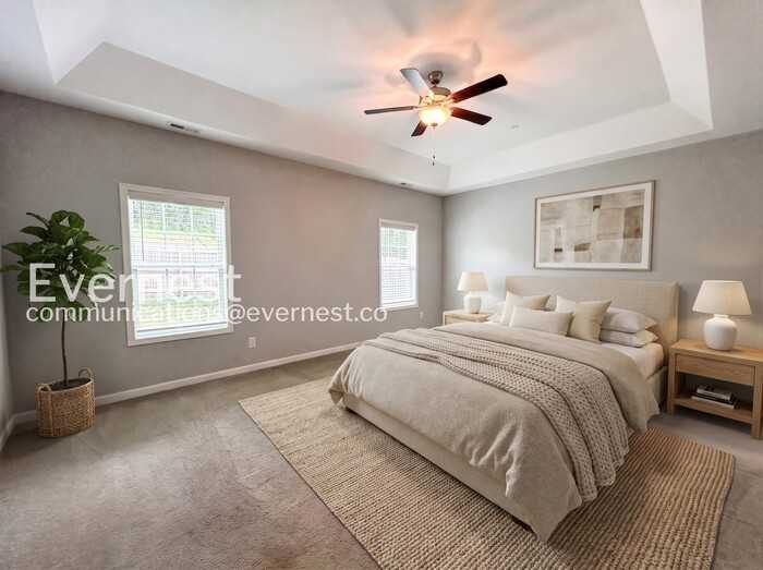 1002 Echo Ridge Rd - Photo 5 of 25