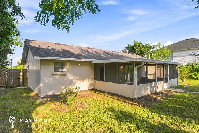 753 Mentmore Cir - Photo 3 of 3