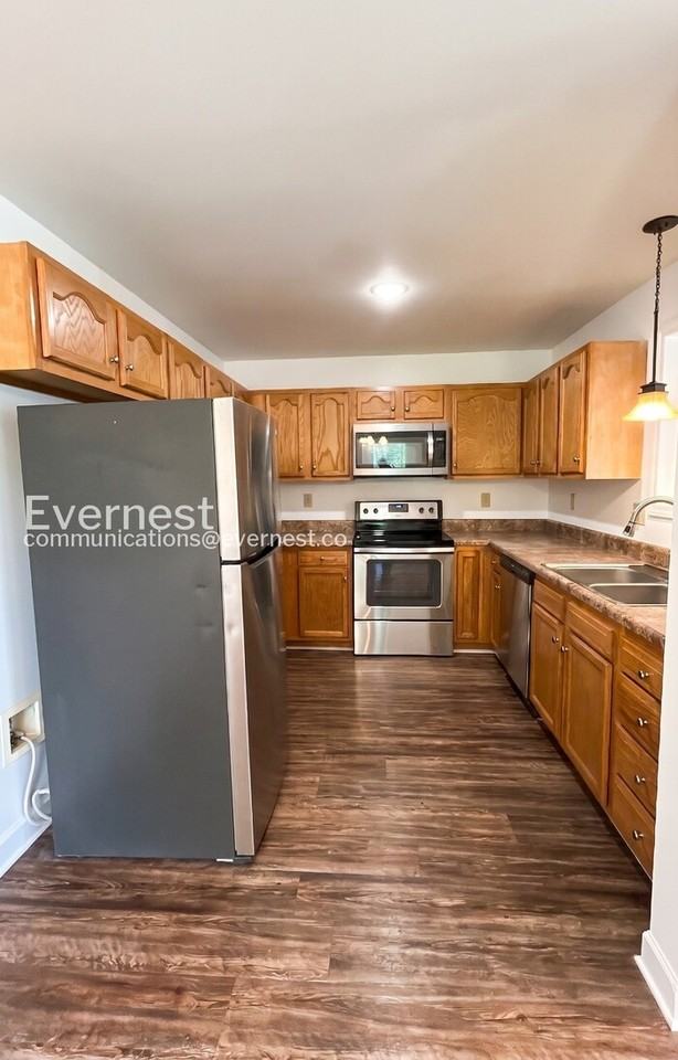 2280 Aurelia Ct - Photo 4 of 24