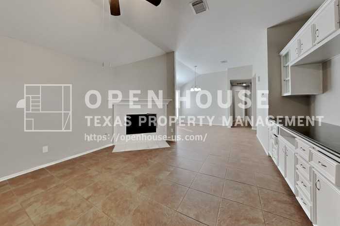21027 Terrace View Dr - Photo 5 of 21