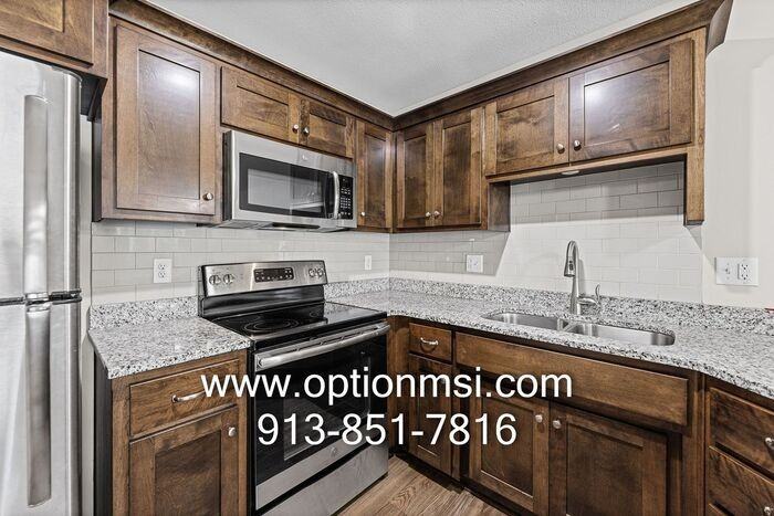 422 N Clayview Dr - Photo 4 of 30