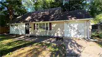 4212 N Sheridan Ave - Photo 1 of 1
