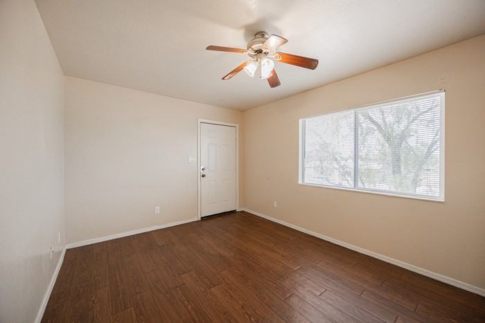 2443 E Mobile Ln #201 - Photo 4 of 15