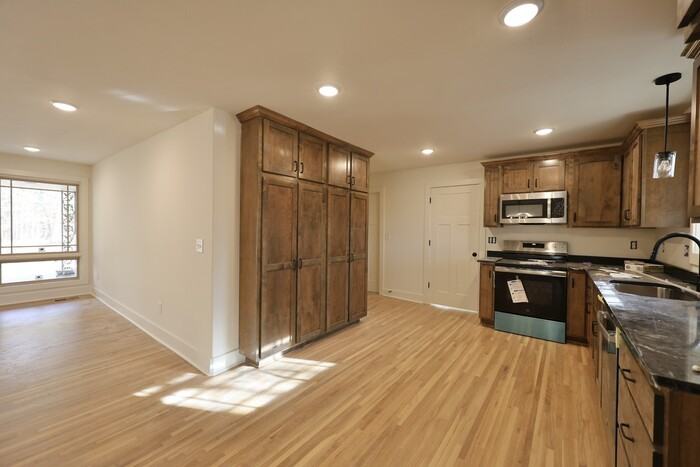 4392 Ashland City Rd - Photo 3 of 17