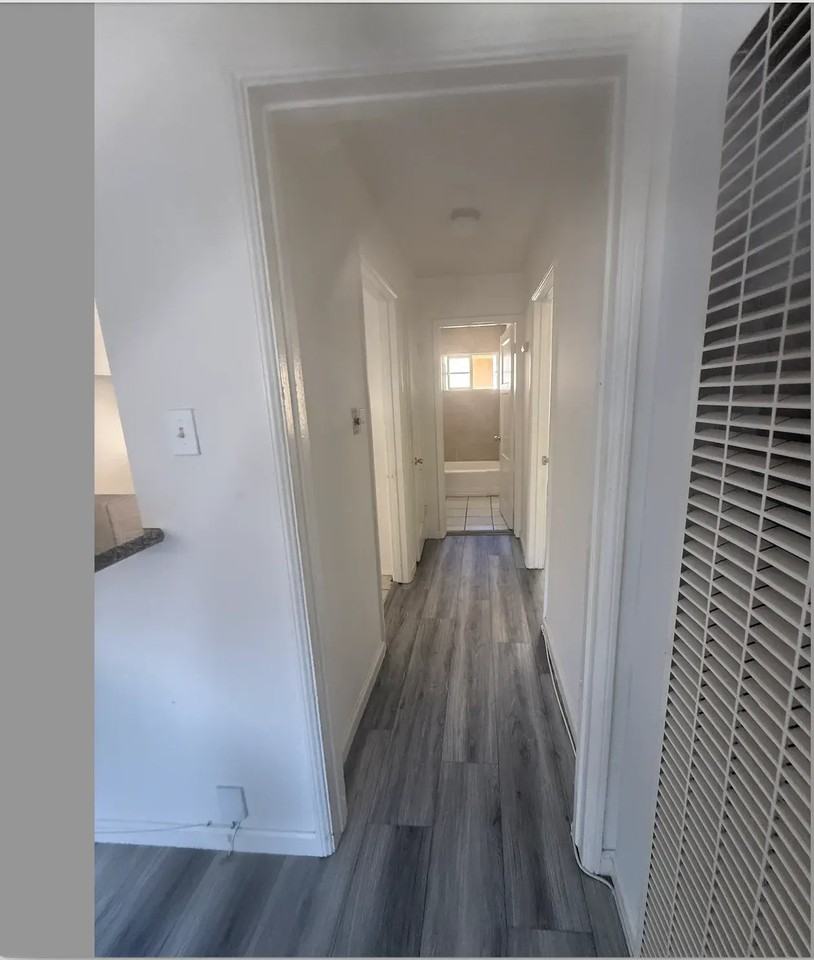 8919 Reading Ave #NA - Photo 2 of 6