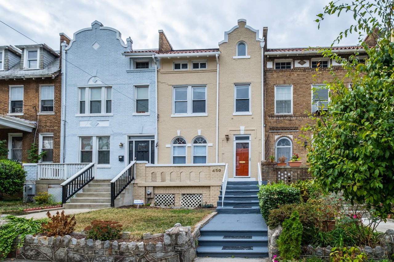 450 Randolph St Nw #NA - Photo 2 of 46