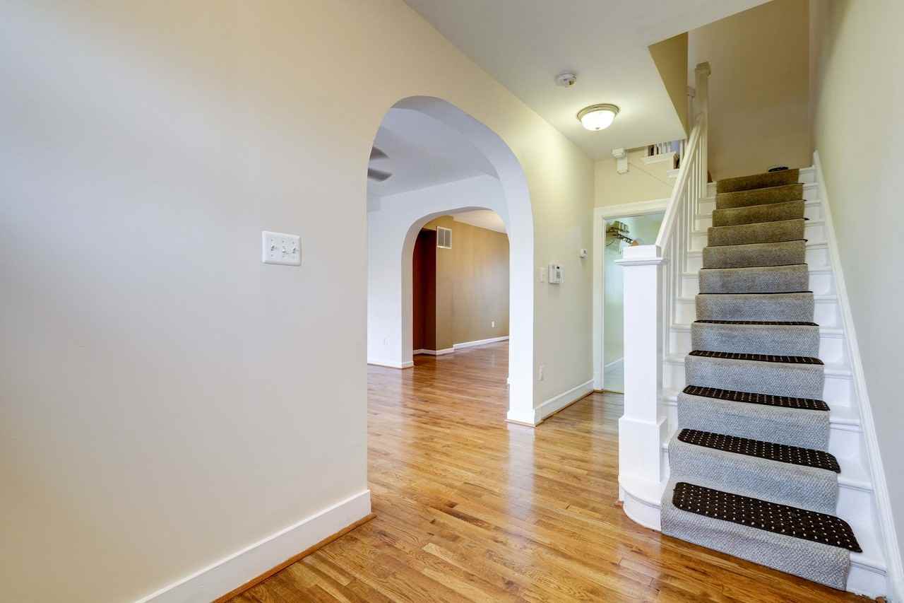 450 Randolph St Nw #NA - Photo 6 of 46
