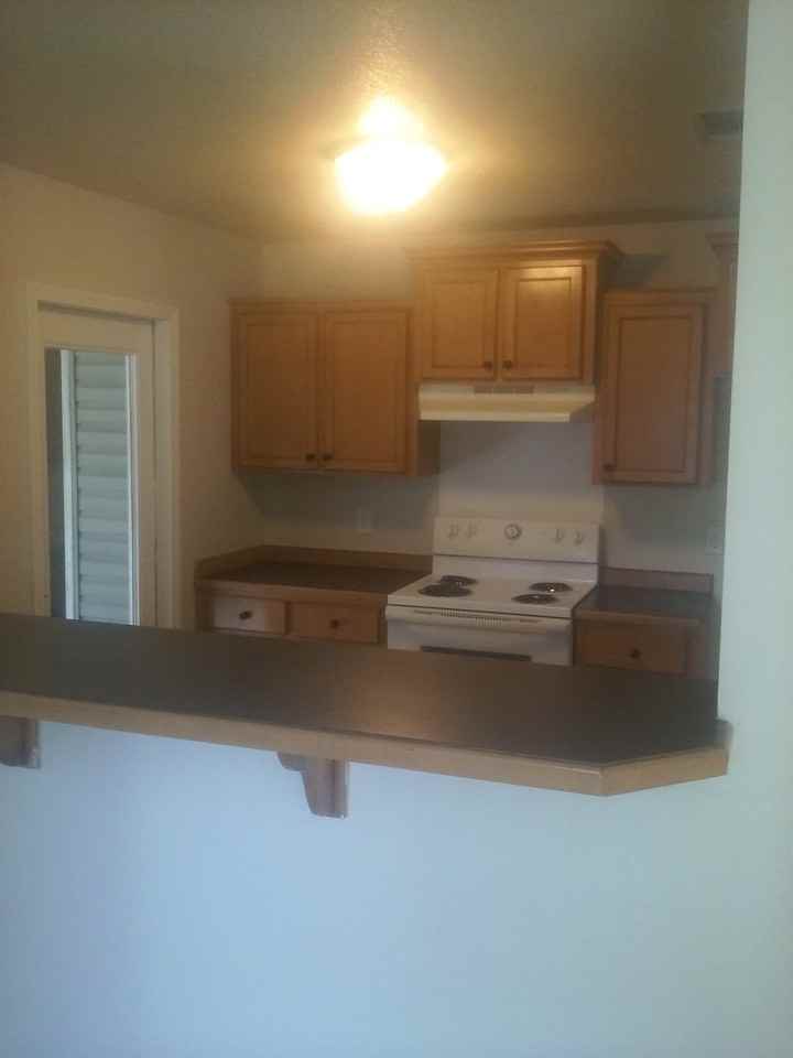 1221 Oak St #NA - Photo 4 of 5