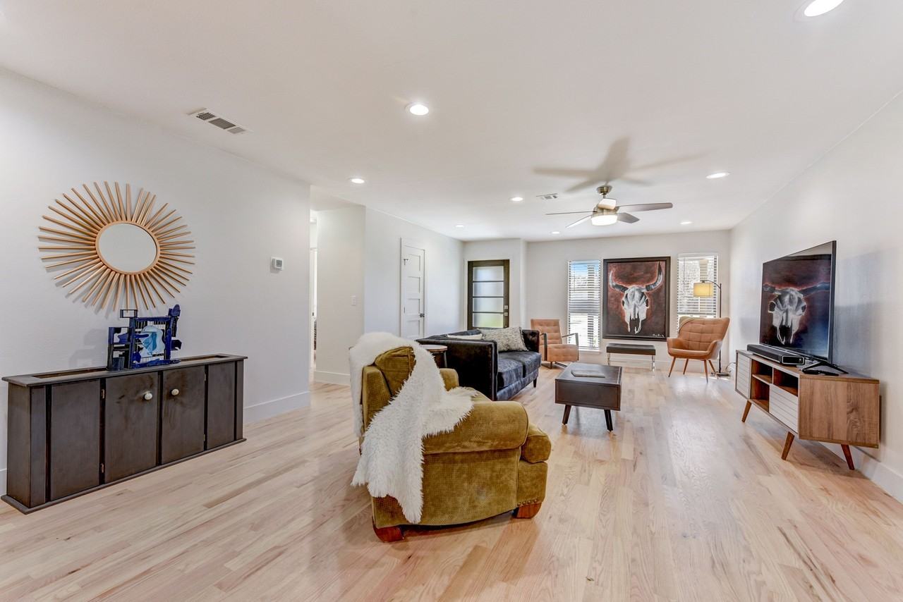 7002 Whispering Oaks Dr #NA - Photo 7 of 34
