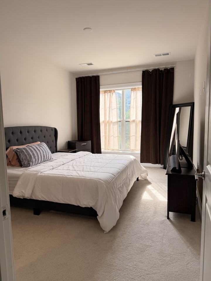 104 Saint Ives Pl #404 - Photo 2 of 12